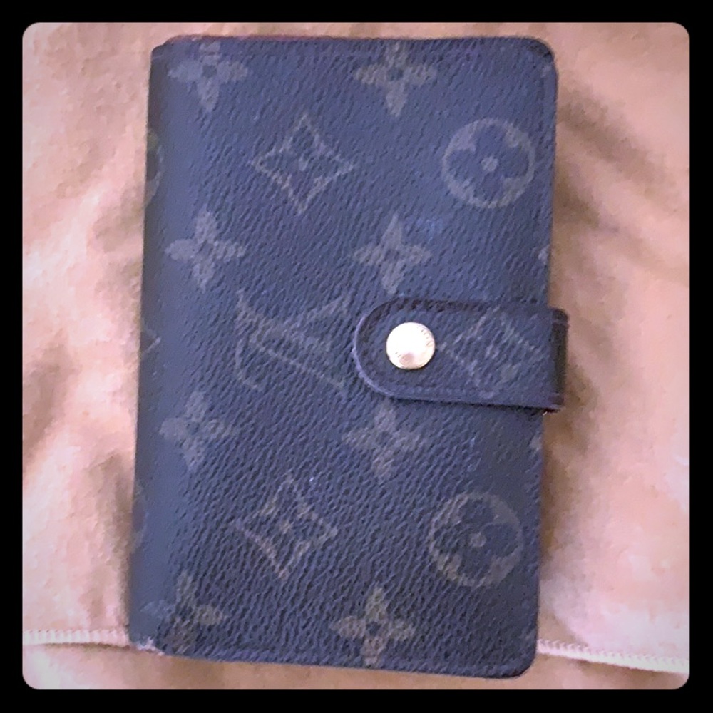 Authentic Louis Vuitton wallet.